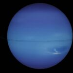 giant planet with unexpected rings